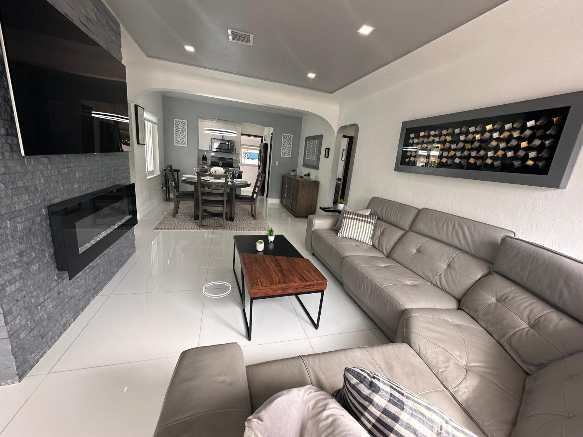 Casa Bella Gated With Pool & Bbq 1641 Villa Miami