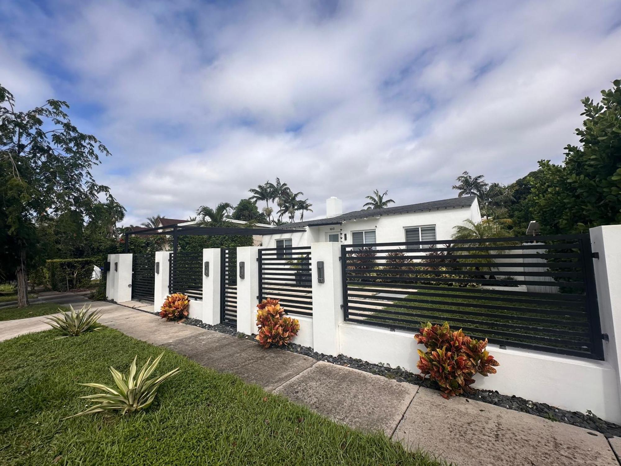Casa Bella Gated With Pool & Bbq 1641 Villa *